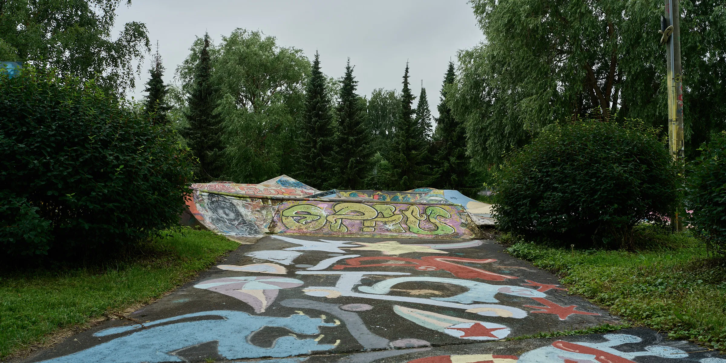 HIDDEN PLACES, Teos 023, 2026